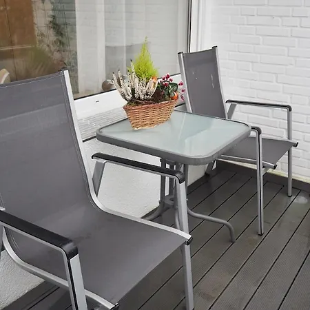 Ruhiges 3-zimmer 75 Qm In Kanalnaehe Lägenhet Munster (North Rhine-Westphalia)